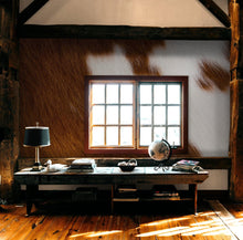 Carregar imagem no visualizador da galeria, Country-Style Cowhide Wallpaper for Rustic Home Decor. #6541