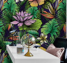 Carregar imagem no visualizador da galeria, Tropical Flower Wallpaper Peel and Stick Colorful Wildflower Mural. Green Flowers and Palm Tree Leaves Design. #6569