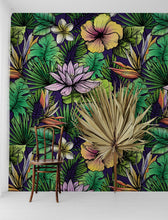 Carregar imagem no visualizador da galeria, Tropical Flower Wallpaper Peel and Stick Colorful Wildflower Mural. Green Flowers and Palm Tree Leaves Design. #6569