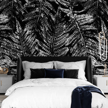 Carregar imagem no visualizador da galeria, Black and White Fern Botanical Wallpaper. Peel and Stick Mural. #6579