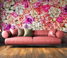 Carregar imagem no visualizador da galeria, Vibrant Floral Bliss Wallpaper Mural - Colorful Roses and Flower Arrangements #6602