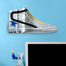 Carregar imagem no visualizador da galeria, Sneakers Mirror Art