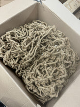 Cargar imagen en el visor de la galería, Cingfanlu Safety Hemp Rope Net Kids Climbing Safety Net Tree House Climbing Children Safety Rope Net Balcony Stairs Fence Railing Garden Playground Pr