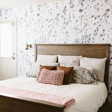 Carregar imagem no visualizador da galeria, Ivy Wallpaper