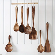 Carregar imagem no visualizador da galeria, Wooden Utensils Set