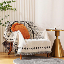 Carregar imagem no visualizador da galeria, Woven Rustic Blanket