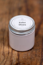 Carregar imagem no visualizador da galeria, Ballet Shoes - Manor Borne Wall Paint
