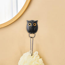 Carregar imagem no visualizador da galeria, Cute Owl Magnetic Key Holder