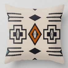 Carregar imagem no visualizador da galeria, Rustic Cushion Covers