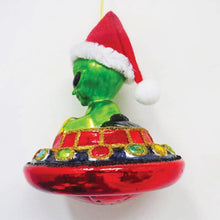 Carregar imagem no visualizador da galeria, Alien and UFO Glass Christmas Ornament