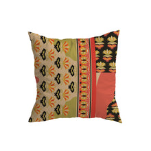 Carregar imagem no visualizador da galeria, Patchwork Cushion Covers