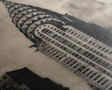 Cargar imagen en el visor de la galería, Chrysler Building Painting Framed Canvas Print, NYC Art, Art Deco Wall Decor, New York City Historic Art