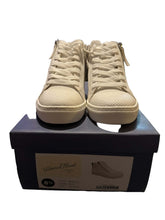 Load image into Gallery viewer, Universal Thread Brooklyn Lace Up Sneakers NEW Size 8.5 White