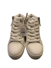 Load image into Gallery viewer, Universal Thread Brooklyn Lace Up Sneakers NEW Size 8.5 White