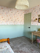 Carregar imagem no visualizador da galeria, Iridessa Wallpaper