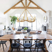 Carregar imagem no visualizador da galeria, 8-Light Golden Modern Candle Chandelier