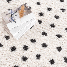 Cargar imagen en el visor de la galería, Chaia Dotted Black & White Plush Rug