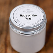 Carregar imagem no visualizador da galeria, Baby on the Way - Manor Borne Wall Paint