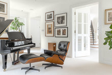 Carregar imagem no visualizador da galeria, Backporch - Manor Borne Wall Paint