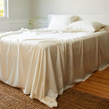 Carregar imagem no visualizador da galeria, Bamboo Bed Sheet Set - Ivory