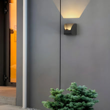 Load image into Gallery viewer, Black Modern Outdoor Waterproof Aluminum LED Wall Sconce For Garden, Courtyard