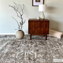 Load image into Gallery viewer, Hera Flat Pile Washable Rug
