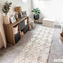 Load image into Gallery viewer, Bogtong High-Low Rustic Rug