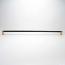 Carregar imagem no visualizador da galeria, Bold, Black & Gold Knurled Solid Brass Appliance Pulls