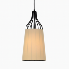Carregar imagem no visualizador da galeria, Camille Pendant Light