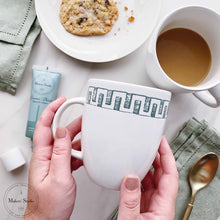 Cargar imagen en el visor de la galería, Classic Borders - Mesh Stencil 18x12