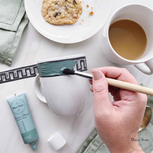 Cargar imagen en el visor de la galería, Classic Borders - Mesh Stencil 18x12