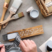 Cargar imagen en el visor de la galería, Classic Borders - Mesh Stencil 18x12