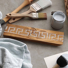 Cargar imagen en el visor de la galería, Classic Borders - Mesh Stencil 18x12