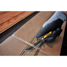 Load image into Gallery viewer, DEWALT DWHT10910 Pocket Knife with Ball-Bearing Assist