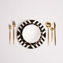 Load image into Gallery viewer, Amadeus Dining Plates Set