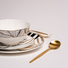 Load image into Gallery viewer, Alpha Golden Plates Set