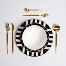 Load image into Gallery viewer, Amadeus Dining Plates Set
