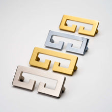 Cargar imagen en el visor de la galería, Chloe, Solid Brass Greek Key Pull