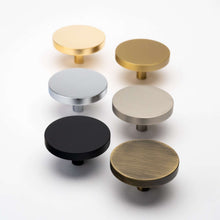Cargar imagen en el visor de la galería, Rondelle, Solid Brass Cabinet Knobs