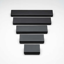 Cargar imagen en el visor de la galería, Verge, Solid Brass Edge Pulls