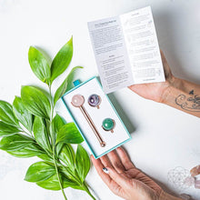 Carregar imagem no visualizador da galeria, 3-in-1 Crystal Face Roller Set