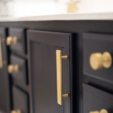 Cargar imagen en el visor de la galería, Auburn Pull – Cabinet Handles | Inspire Hardware