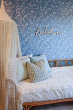 Carregar imagem no visualizador da galeria, Elena Wallpaper by Emily Cooper Art