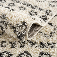 Load image into Gallery viewer, Duncans Area Rug - Clearance