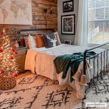 Load image into Gallery viewer, Emlenton Berber Shag with Tassels - Clearance