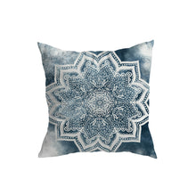Carregar imagem no visualizador da galeria, Mandala Flower Cushion Covers