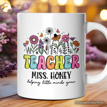 Carregar imagem no visualizador da galeria, Helping Little Minds Grow Teacher Personalized Mug, Floral Appreciation Gift with Custom Name