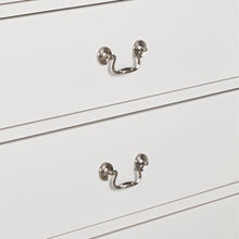 Carregar imagem no visualizador da galeria, Transitional 5-Drawer 31.5 in. Wide Chest of Drawers with Bracket Feet