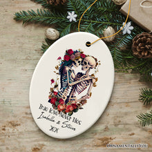 Carregar imagem no visualizador da galeria, True Love Never Dies Personalized Skeleton Lovers Ornament, Romantic Goth Emo Gift for Girlfriend and Boyfriend