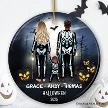 Carregar imagem no visualizador da galeria, Spooky Family Customized Horror Theme Ornament, Halloween Tree Decoration, Skeleton Pajamas